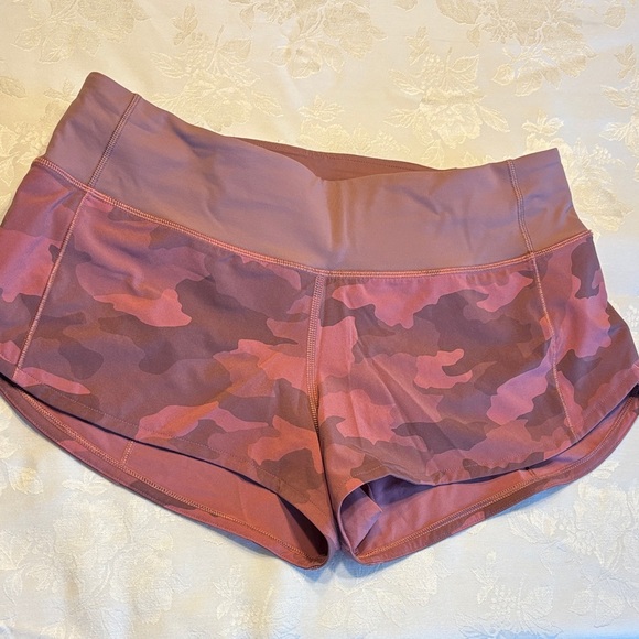 Lululemon Speed Up Shorts, pinkish purple camo - Picture 1 of 5